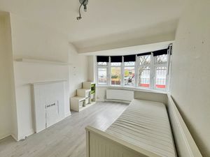 Photo 5- click for photo gallery